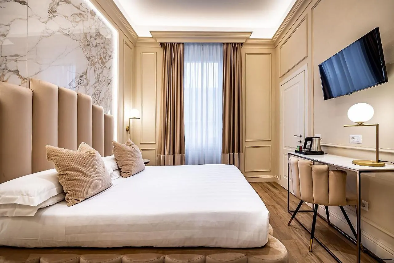 Marmara Small Luxury Rooms Florence Italy